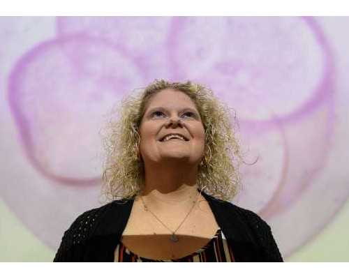 昆明代孕生的小孩怎么报户口_31年后,大陆首例试管婴儿产下首个“试管婴儿二